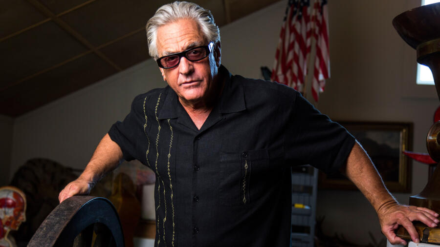 ‘Storage Wars’ Star Barry Weiss Returns In Style After Accident