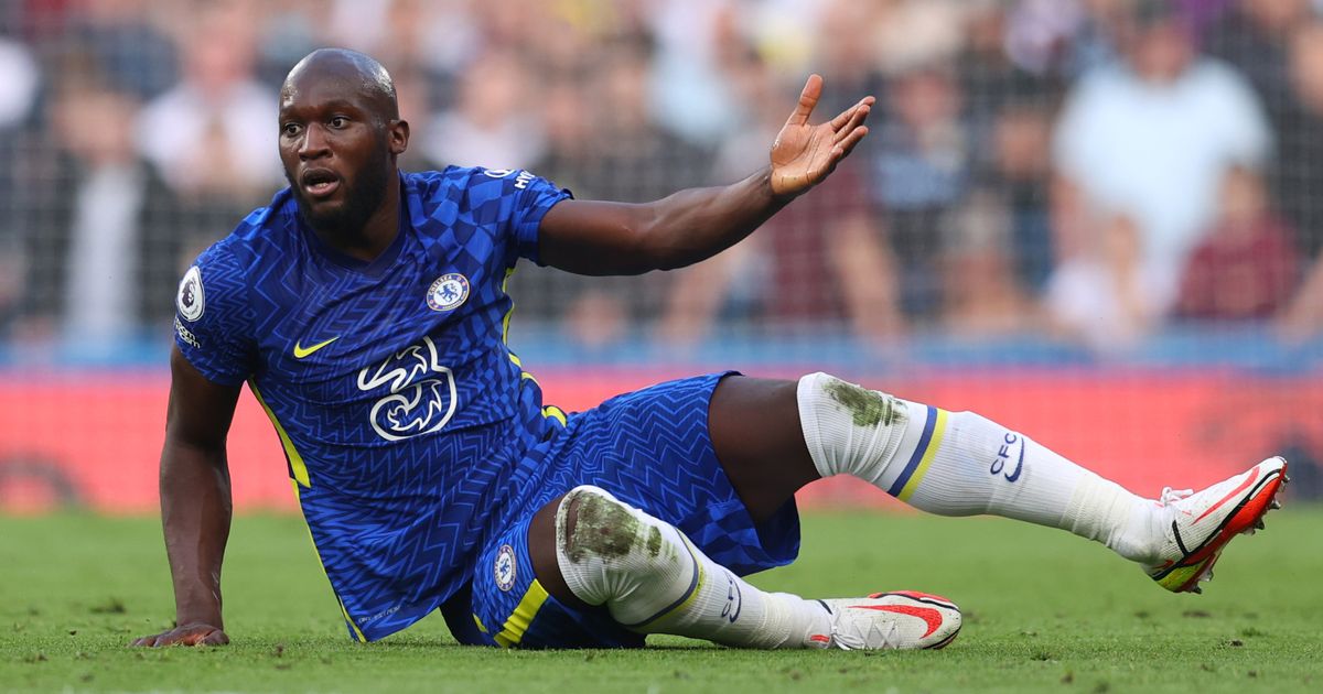 Tottenham told to trash-talk Romelu Lukaku and “hit him with everything” in Chelsea clash