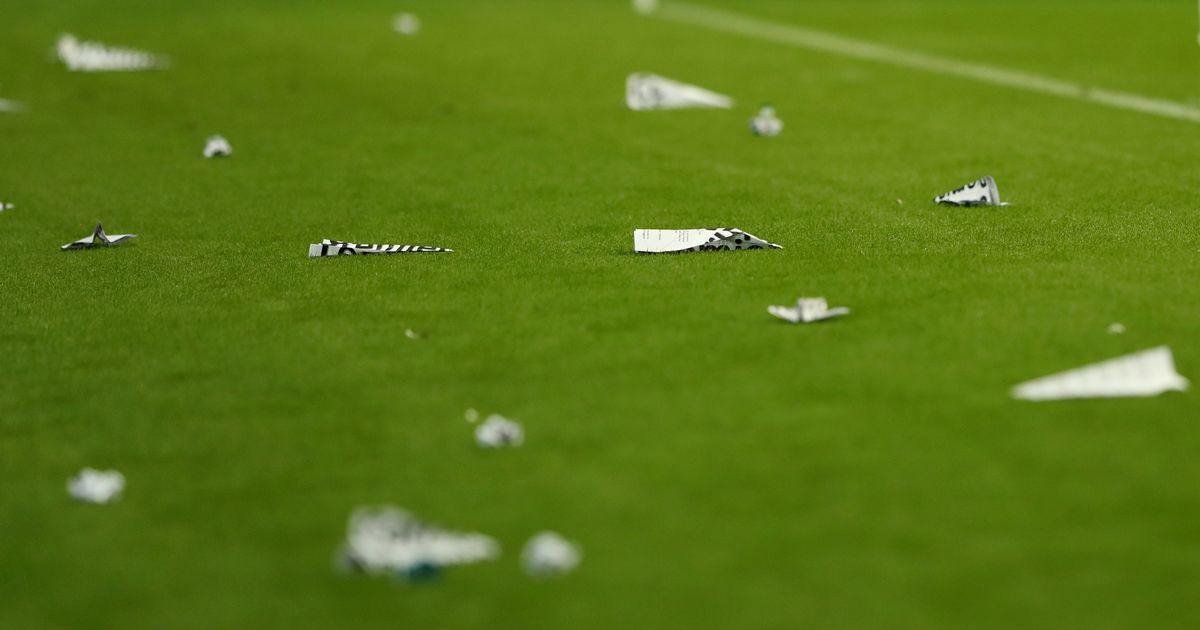 Angry Newcastle fans hurled paper planes onto pitch vs Leeds in takeover protest