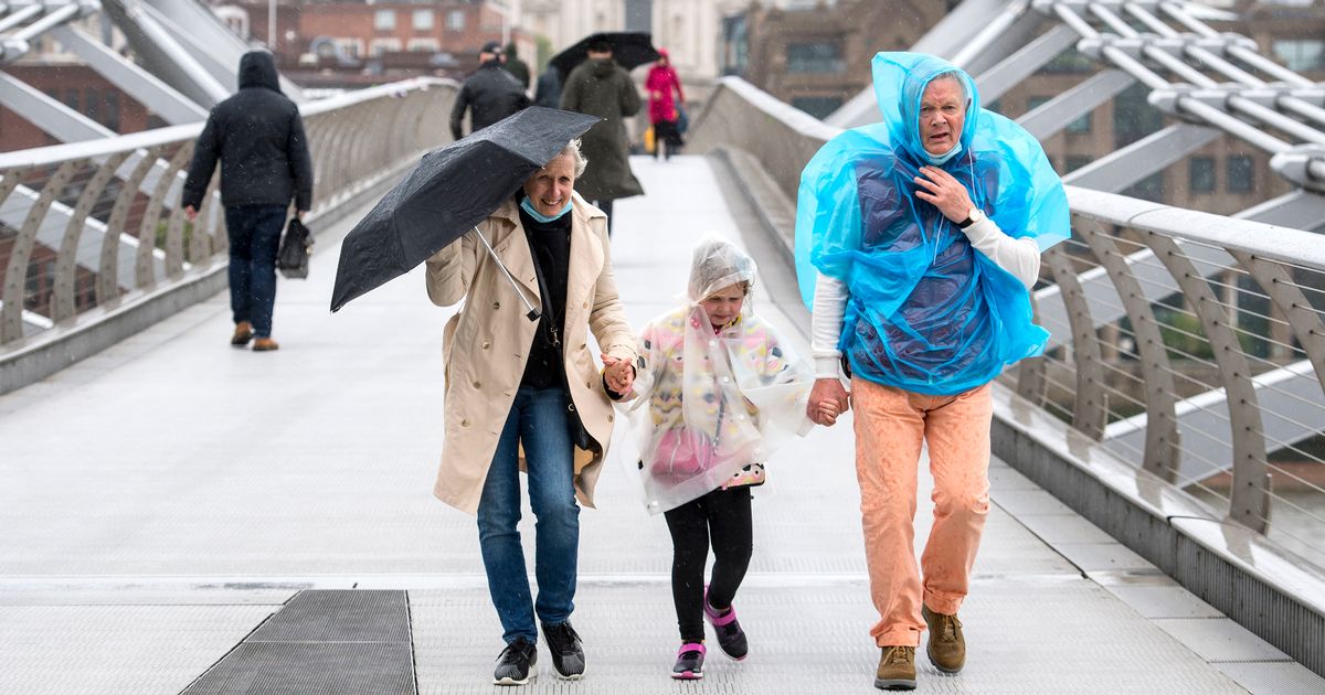 UK Weather: Met Office forecast reveals exactly when torrential rain will hit your area