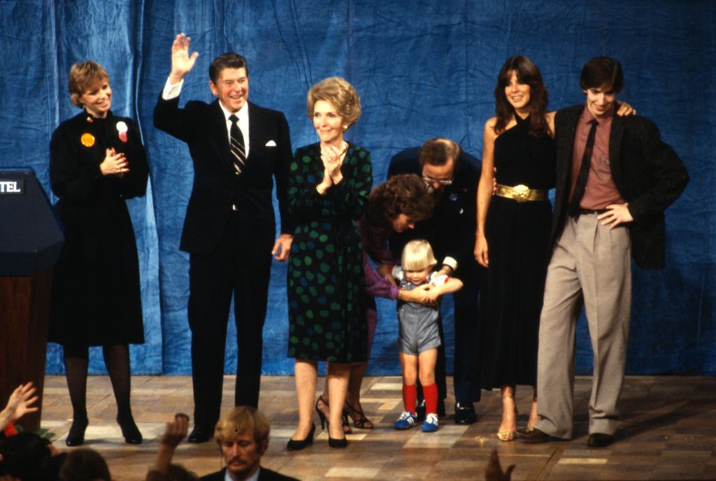 Ronald Reagan with his wife Nancy Reagan and members of their family, Maureen far left, Patti and Ron Reagan far right celebrate the victory making Ronald Reagan the 40th President of the United States November 4 1980 at the Century City Plaza Hotel,Los Angeles California. | Source: Getty Images