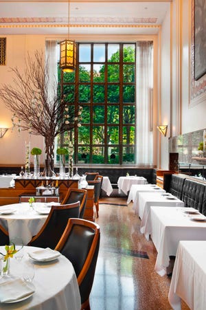 The dining room of Eleven Madison Park in New York.