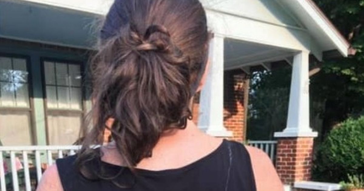 Husband compliments his wife’s pretty ‘dress design’ before putting his foot in it
