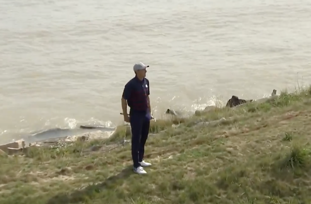 Spieth stood on the edge as the crowd broke into applause