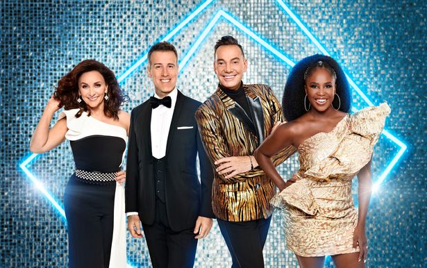 Strictly viewers stunned as 'tetchy' Shirley Ballas has a pop at Claudia Winkleman