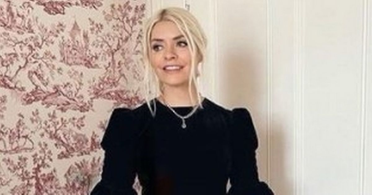 Holly Willoughby sends fans wild in black dress as they spot glam change to her look