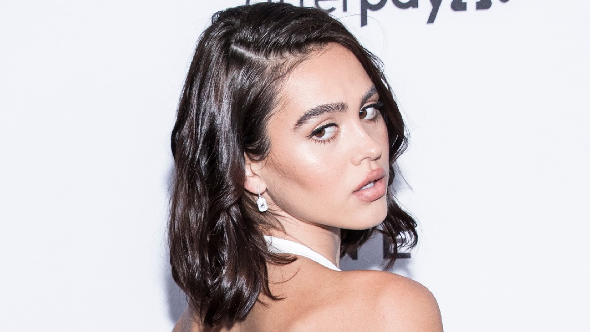 Amelia Hamlin Tugs Down Pants In Limo After Splitting with Scott Disick