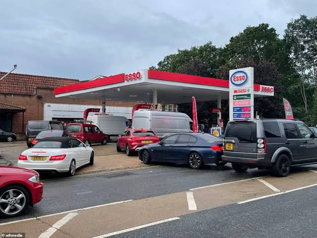 Insider Revealed How A Petrol Station Chaos Can Last For Months!!