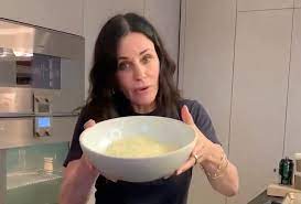 Courteney Cox's Keto Chips Recipe Revealed!! And Guac Is A Low Carb Dream
