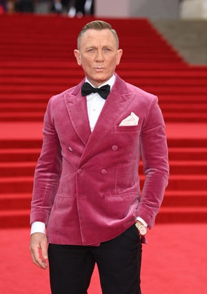 Daniel Craig attends the "No Time To Die" world premiere at Royal Albert Hall on September 28, 2021 in London, England.