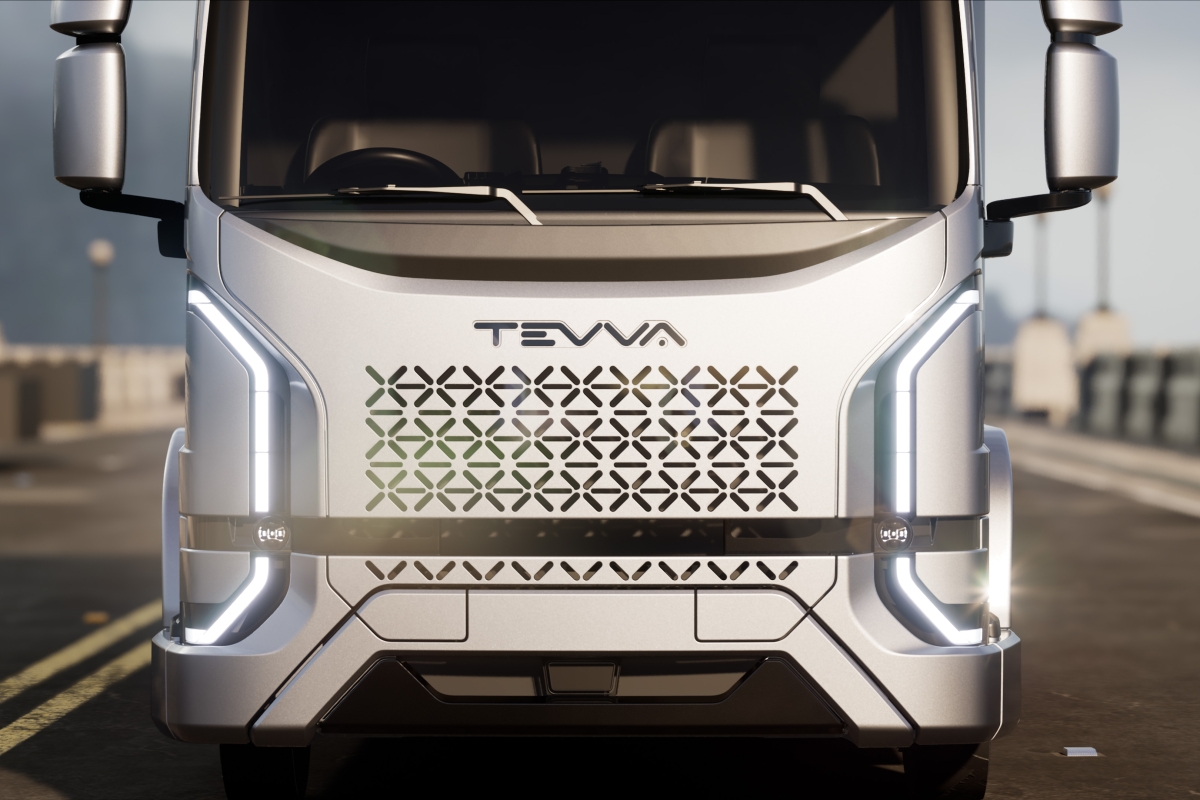 Electric lorry with range of 160 miles is developed by British company