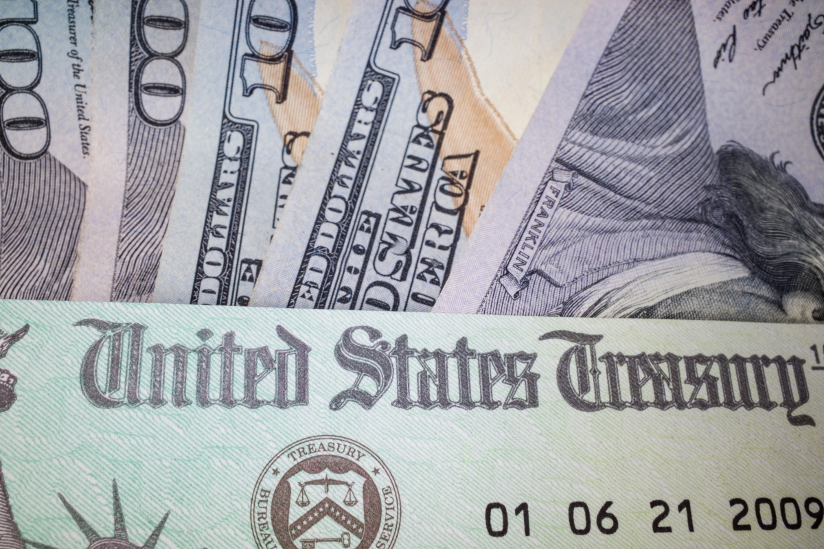 Fourth stimulus checks up to $1,100 are going out right NOW… See how much you could be getting