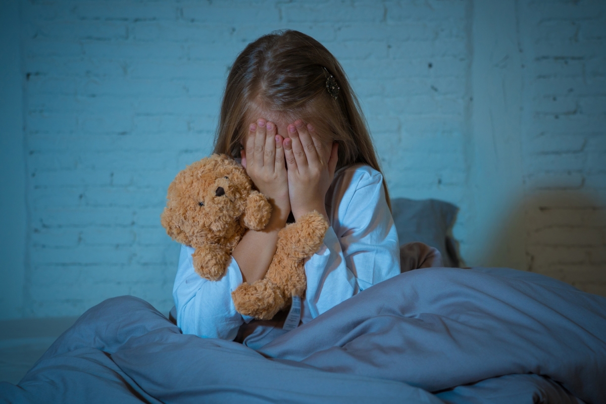I’m a child sleep expert and this is why you shouldn’t cuddle your kids when they have nightmares