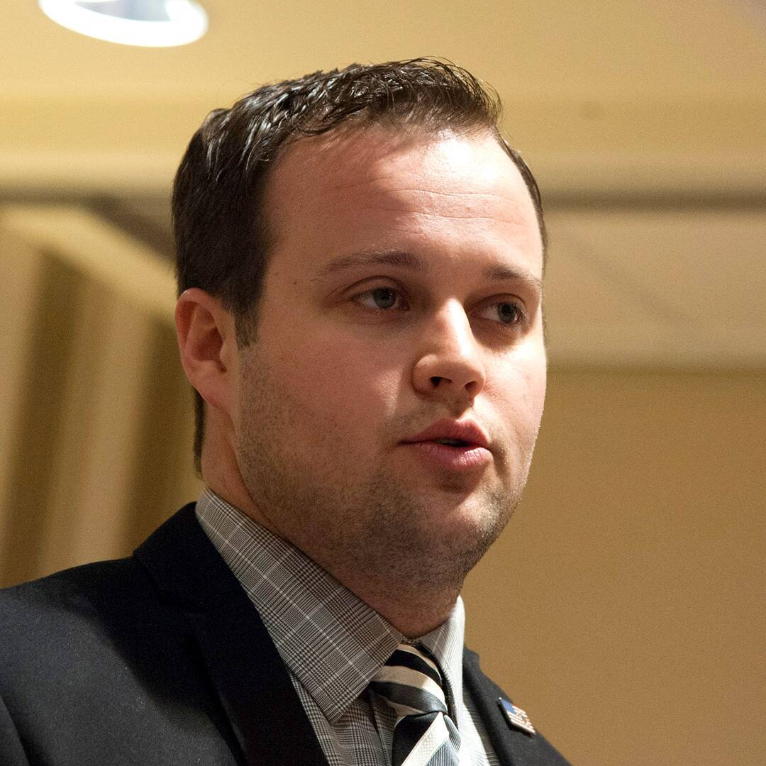 Josh Duggar and Wife Anna Seen for the First Time Since His Arrest