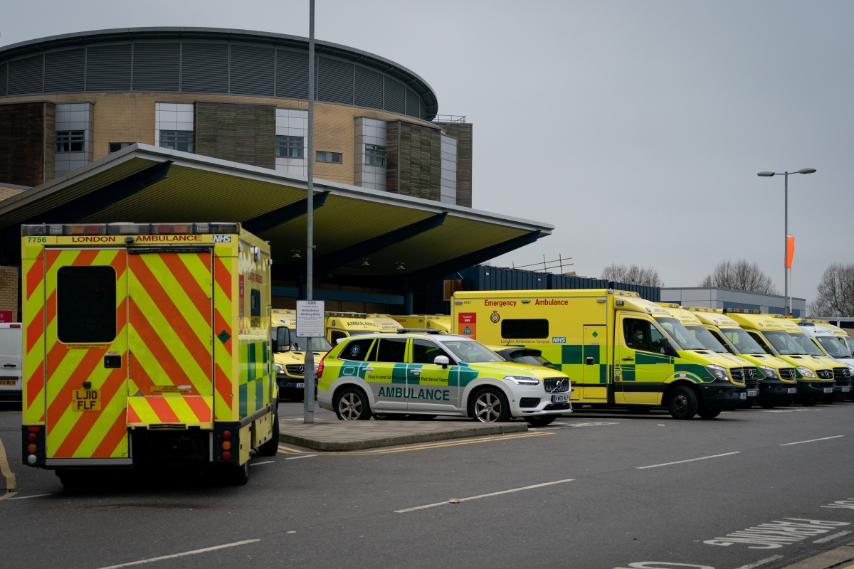 Man dies from serious spinal injury after staff mistake it for mental health issue
