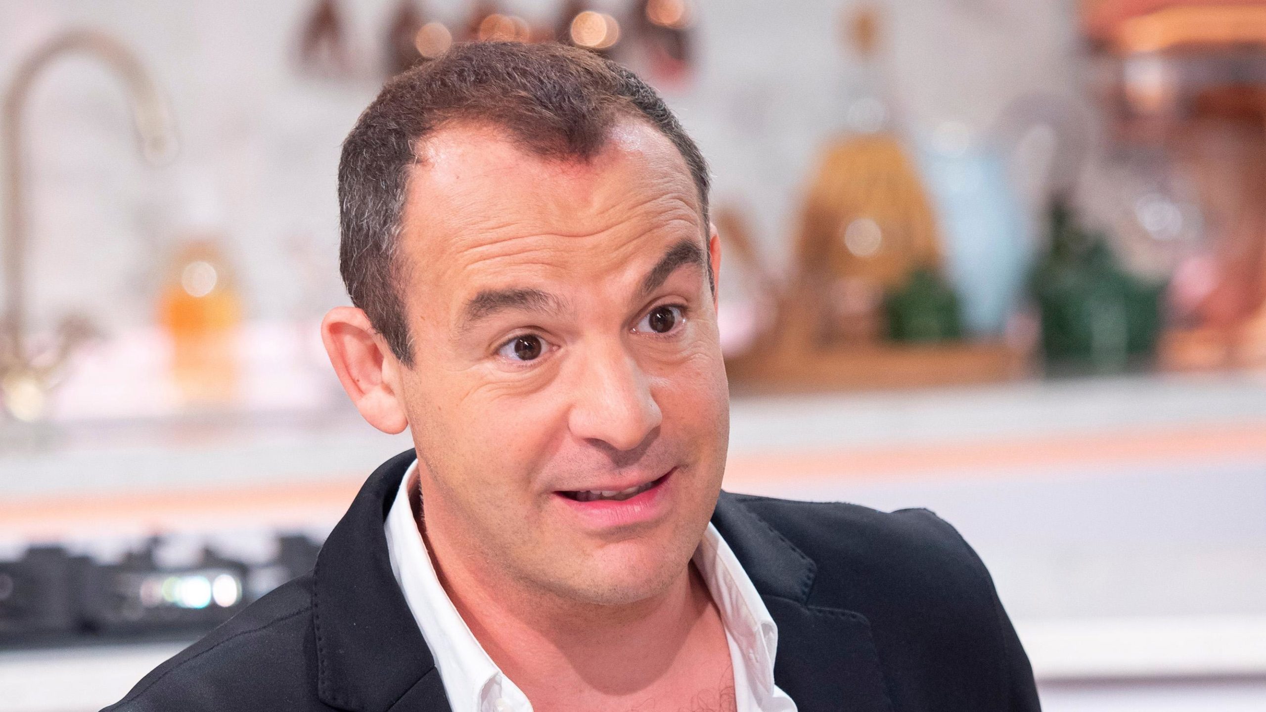 Martin Lewis Shares Yet Another Success Story , Man Saves £750 Haggling Down His Sky Bill