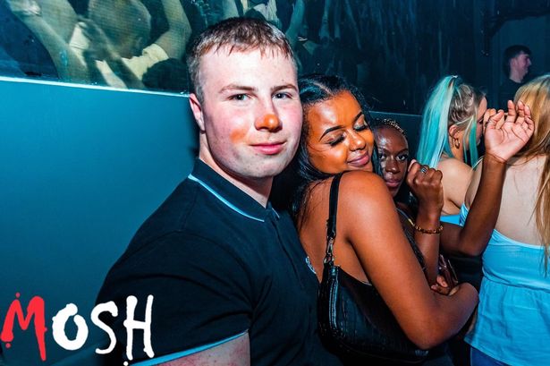 Nightclub photo goes viral after people spot tell-tale marks on man's face
