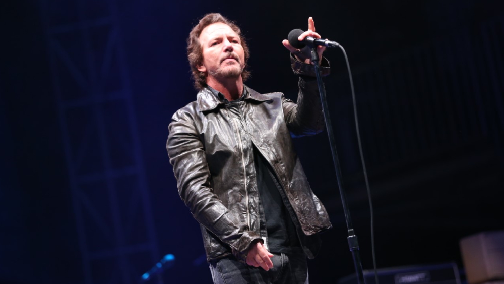 Pearl Jam’s Eddie Vedder Plays Surprise Set at Ohana Festival