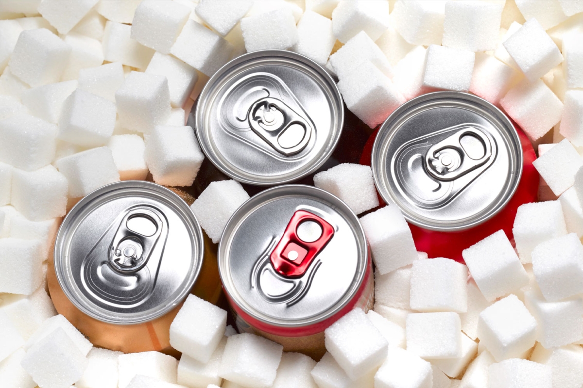 Diet fizzy drinks ‘make you GAIN weight rather than lose it’, study finds
