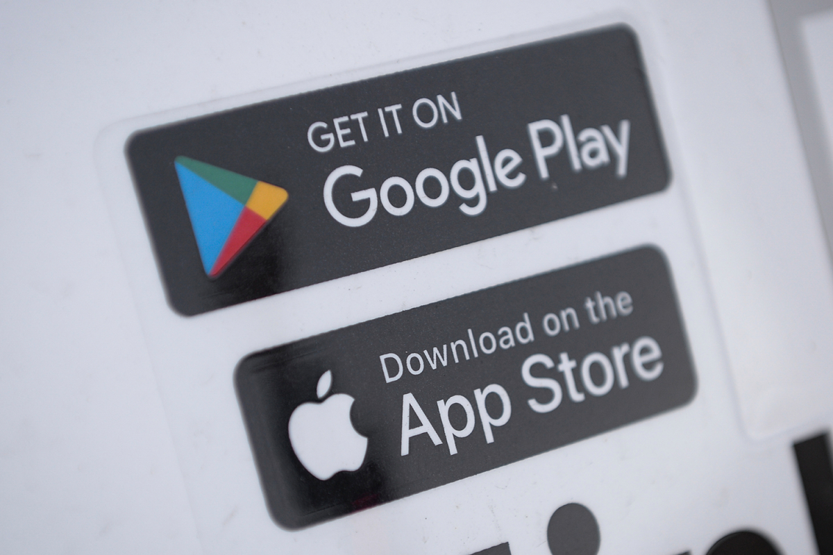 Warning for Android users as Google Play Store apps EXPOSE your passwords and personal information
