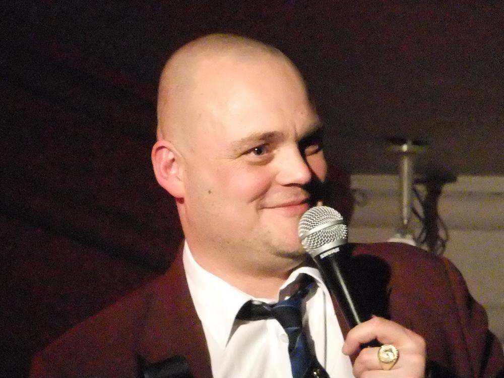 Al Murray Wants To Test The Humor Of Harry & Megan