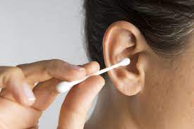 Here is the best way to Clean your Ear.