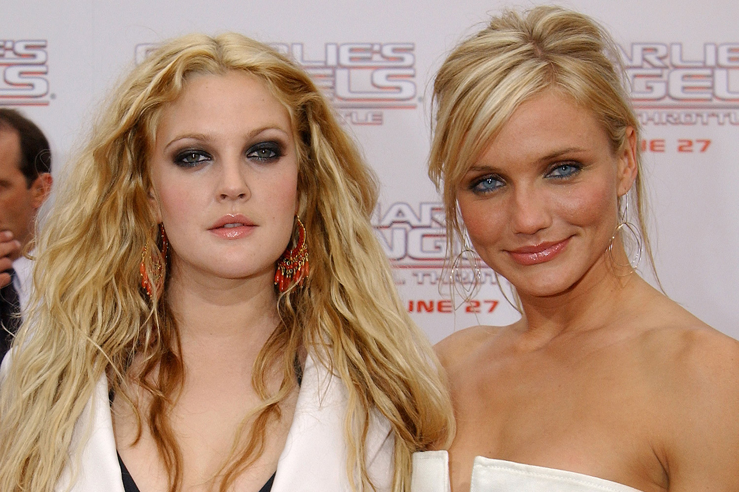Drew Barrymore and Cameron Diaz Praised For Being Original And For Filterless Selfie by Fans!