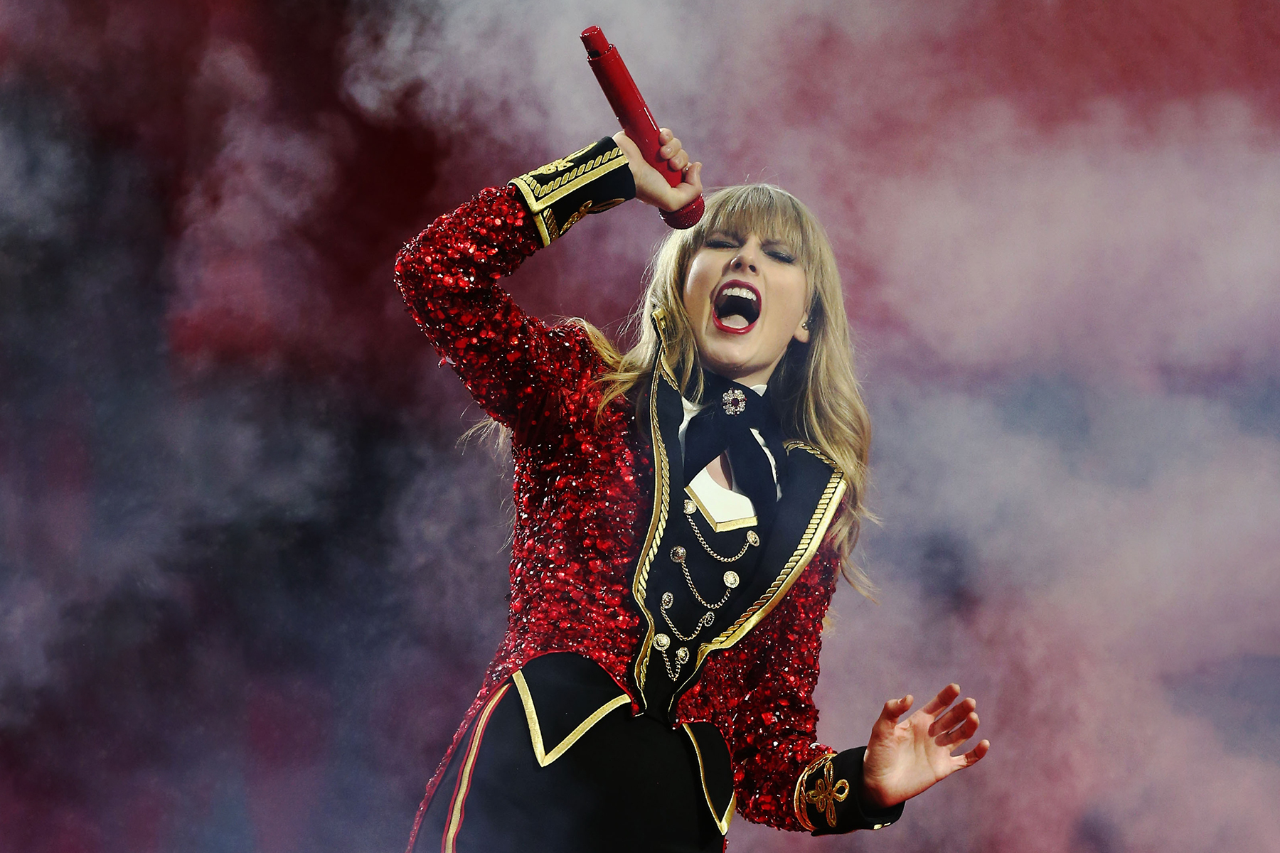 The Real Meaning Behind Taylor Swift's Hit Song 'Red'