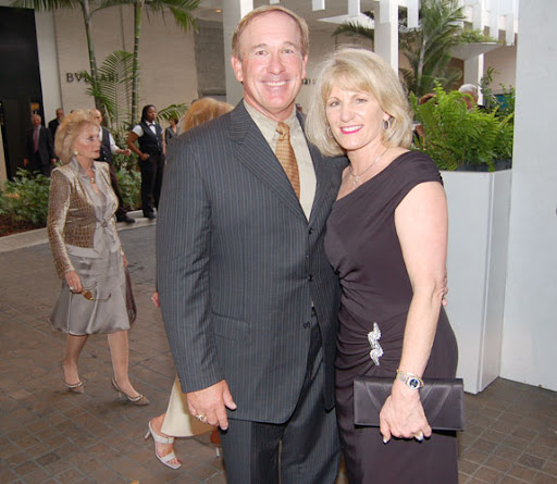Where Is Gary Carter's Wife, Sandy Carter, Now?