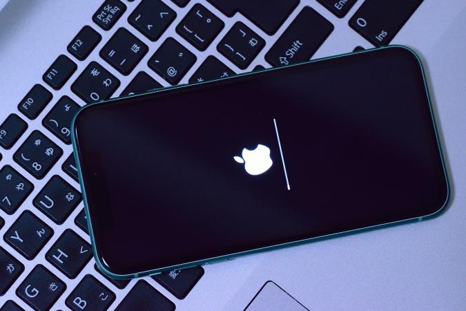 New Hack Alert Causes Apple To Urge Users For A New Update