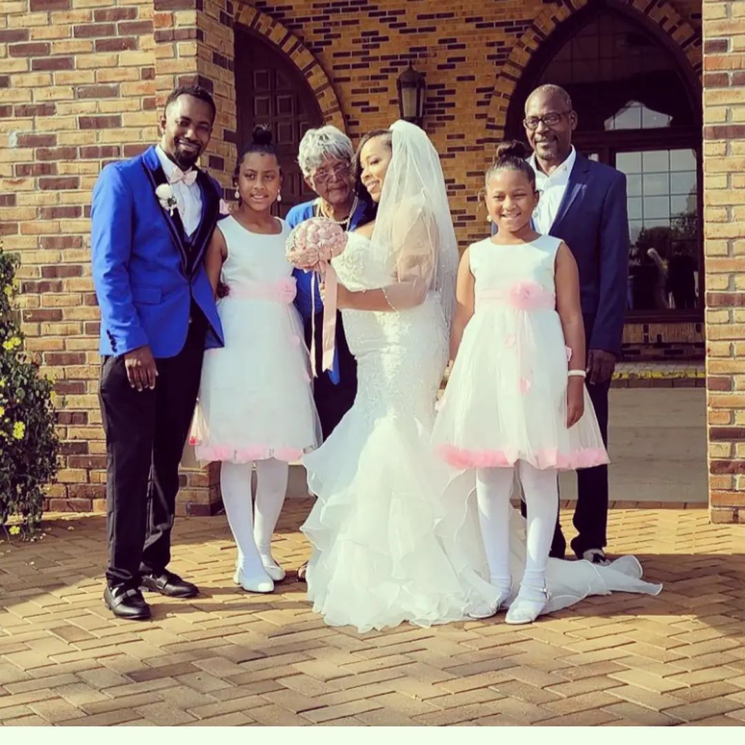 At His Own Wedding Groom Surprises Everyone by Delivering Vows On Adopting His Two Young Stepdaughters.