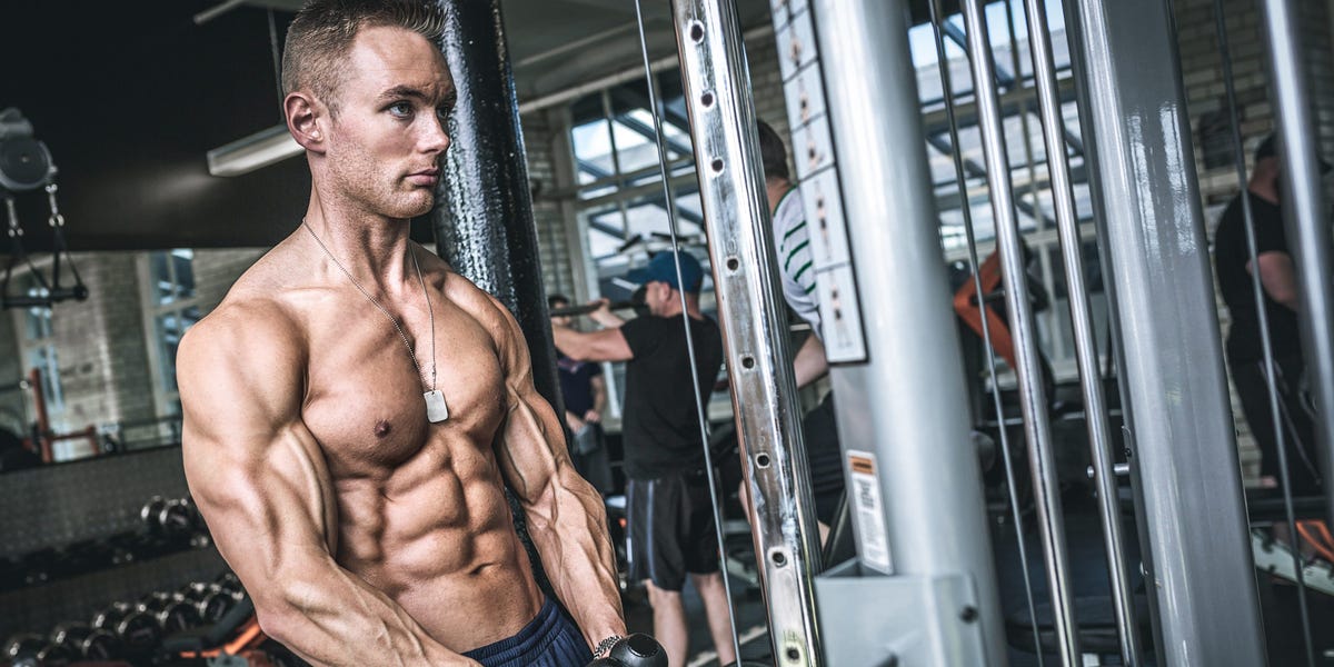 Personal Trainer has Six-Pack, but cannot do Sit-ups due to Crohn’s