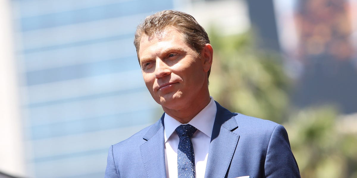 Bobby Flay to Leave Food Network After 27 Years, Report Says