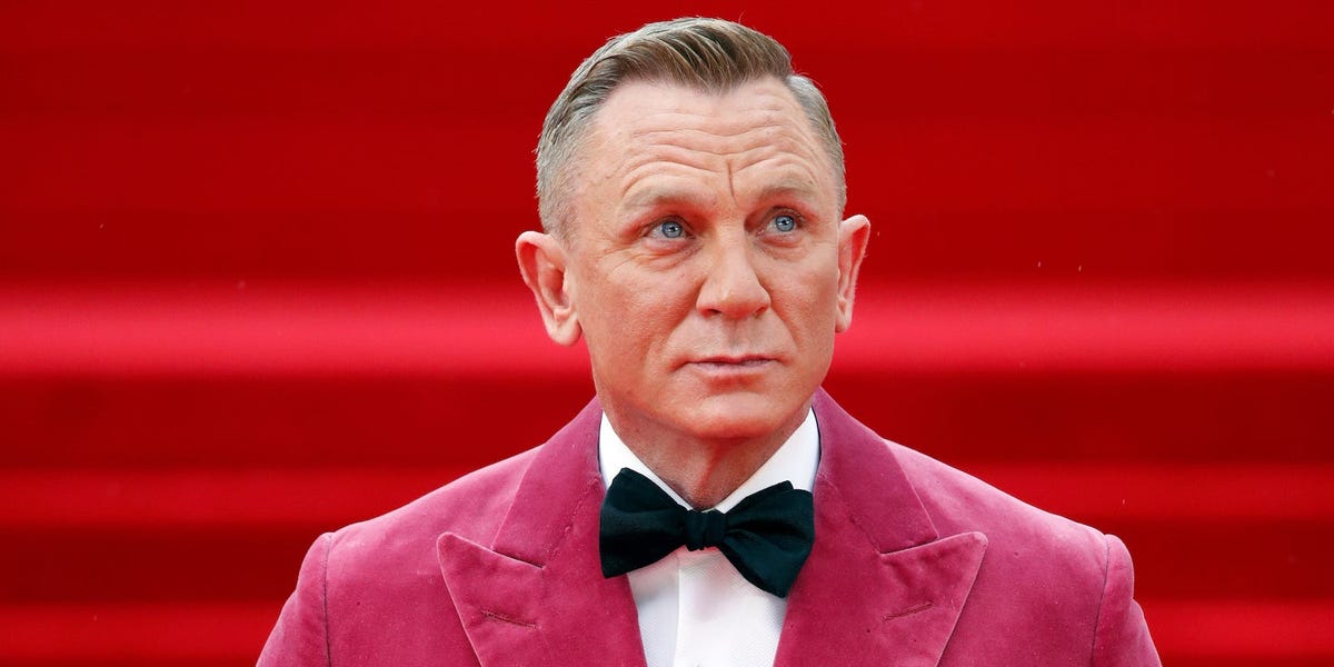 Daniel Craig Celebrated Alone With Martinis After Landing 007 Role