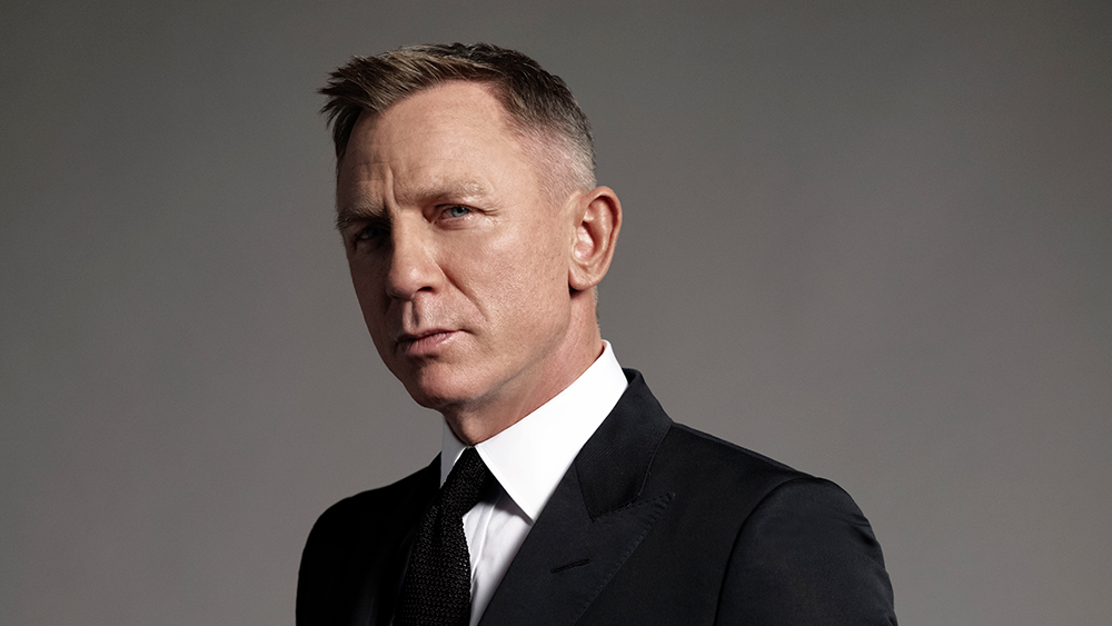 Daniel Craig gets a Walk of Fame Star before the ‘No Time to Die’ Release