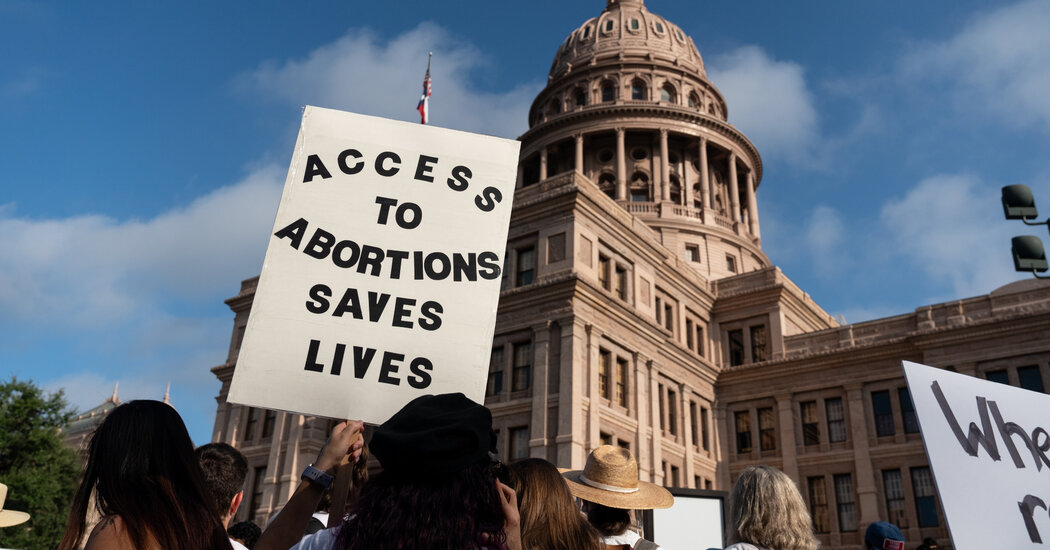 Federal Judge Halts Enforcement of Texas Abortion Law