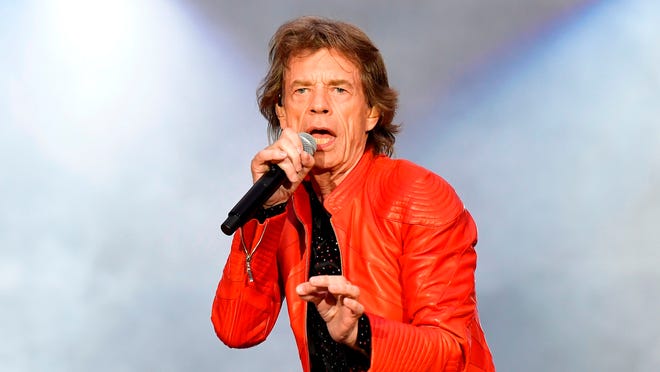 Mick Jagger unnoticed at North Carolina bar on Rolling Stones tour