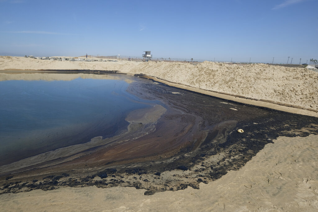 Southern California Beaches Off-Limits In Large Swath From Oil Spill