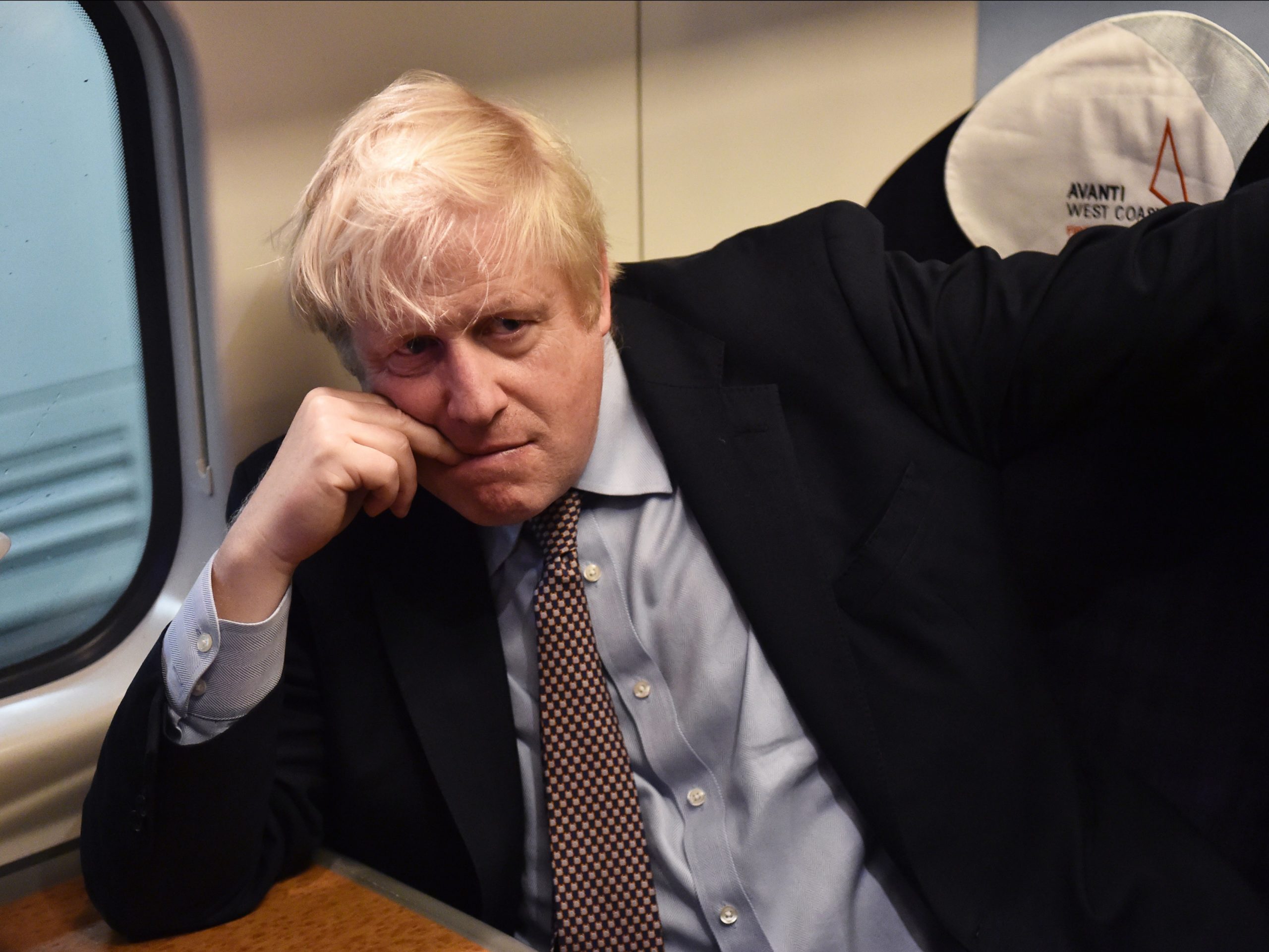 Boris was spotted ‘without mask’After apologizing for the visit to the hospital with a maskless face, we boarded train