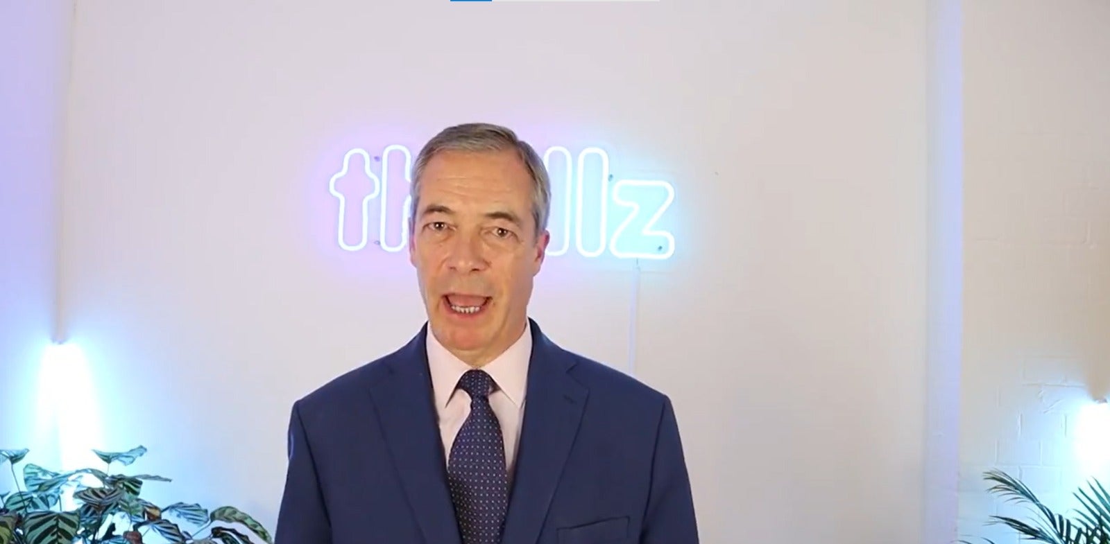 Nigel Farage roasts as he signs up for another ‘celebrity’Messaging service