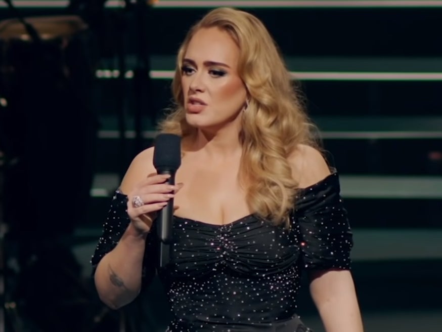 Australian journalist who botched Adele interview by admitting he hadn’t heard her new album is ‘mortified’
