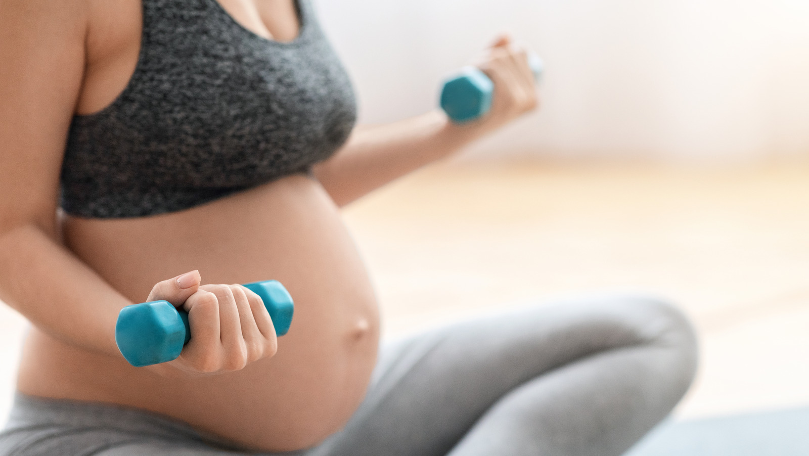 7 Exercises You Can Do During Pregnancy And 7 To Avoid
