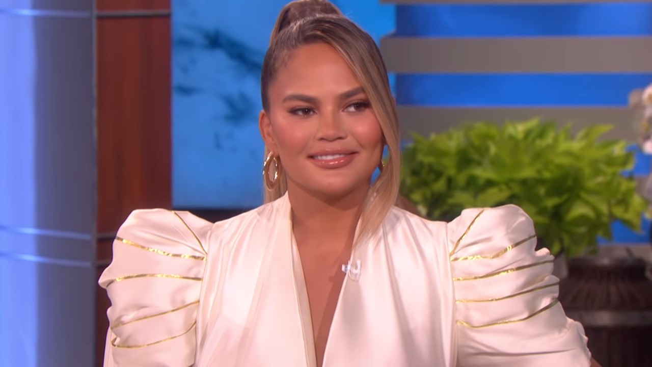 How Chrissy Teigen Celebrated Her ‘First’Sober Thanksgiving with John Legend and Their Family