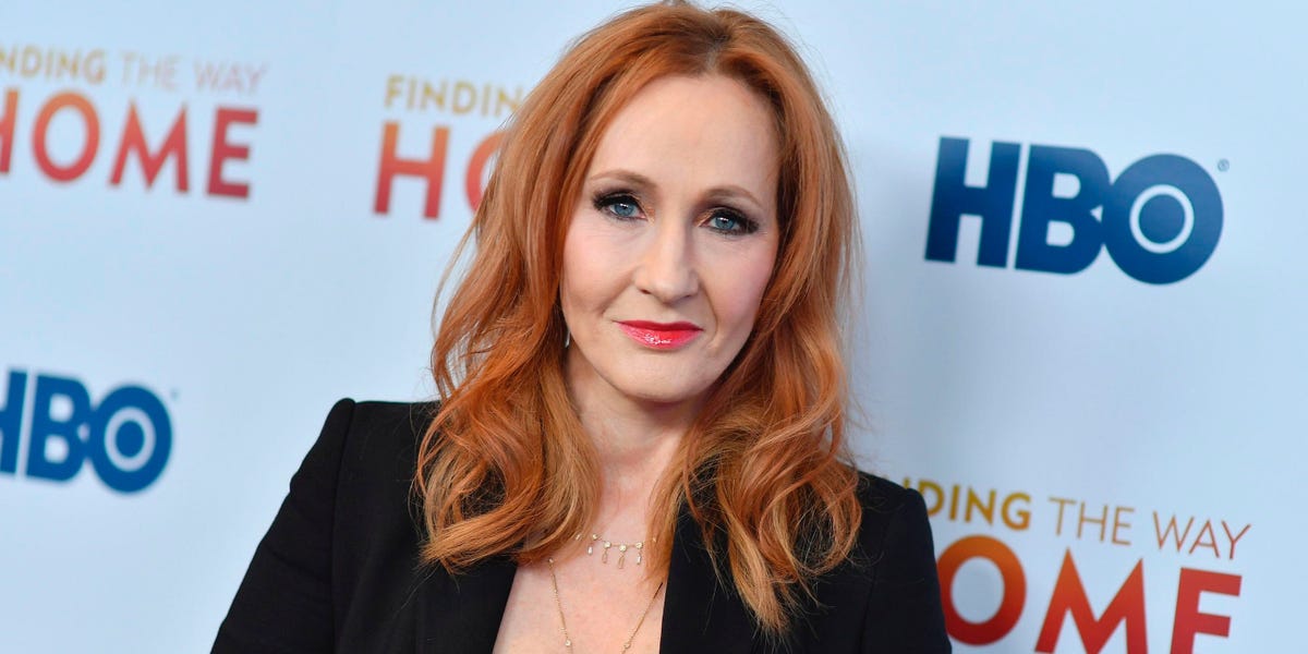 J.K. Rowling Accused by Activists of Publishing Her Address Online