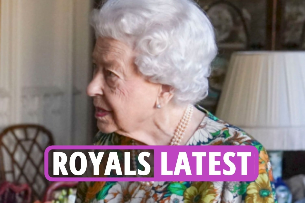 Queen Elizabeth news – Her Majesty, 95, looks happy & healthy as she’s seen for FIRST TIME since health fears grew