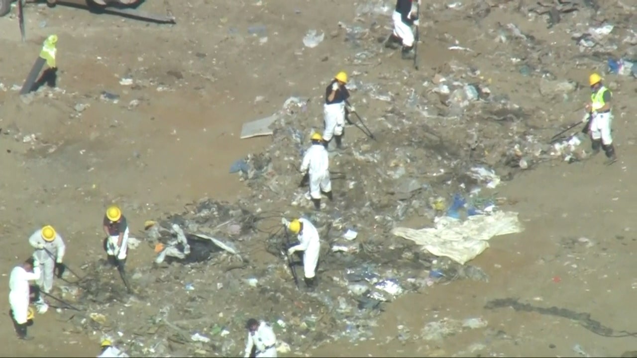 Los Angeles Police Search Landfill Looking for Evidence about Missing Mother Heidi Planck