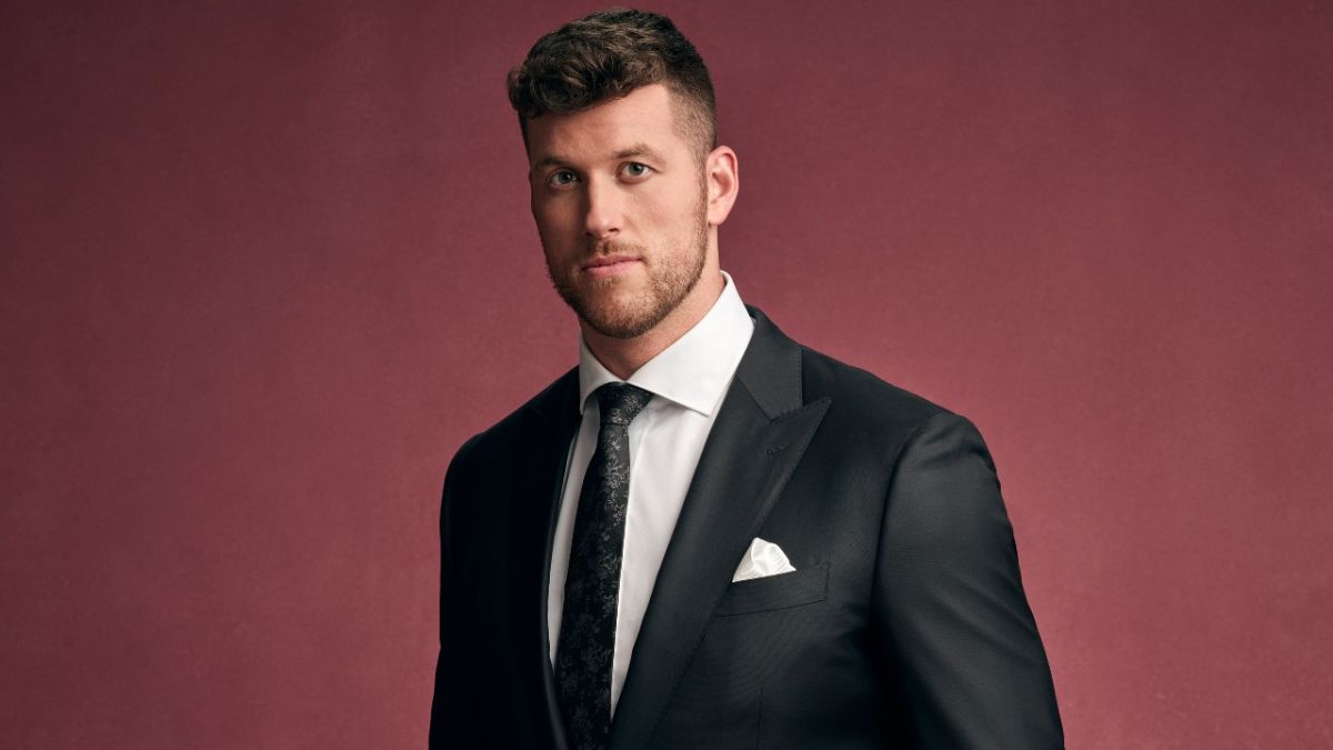 Twitter Roasted Clayton Echard, Bachelor of Fashion, For His Bizarre Fashion Choices In The Latest Episode