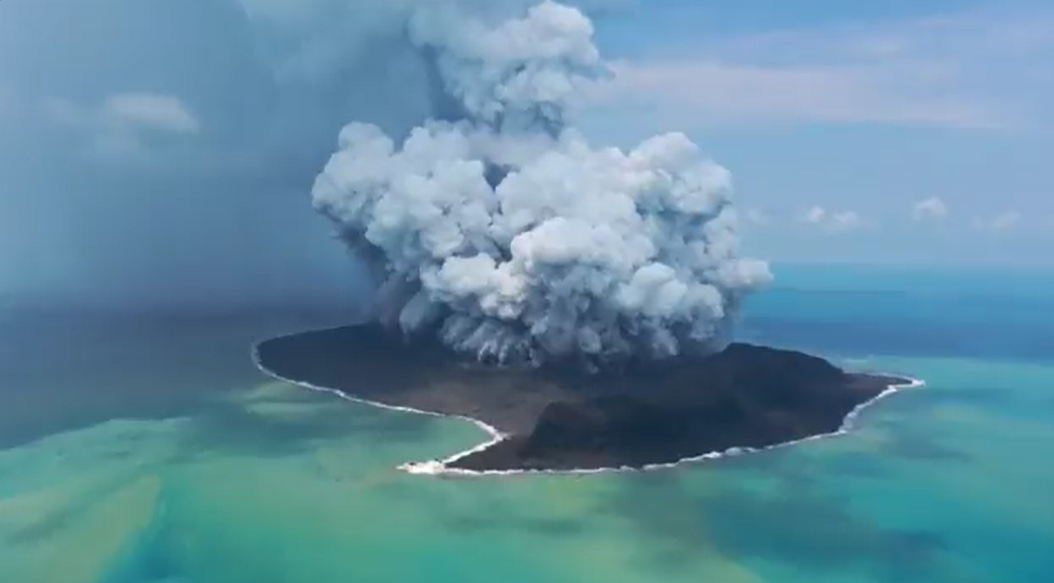 Tsunami hits Tonga in 10 shocking photos and videos after a huge volcano eruption
