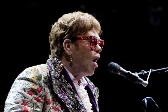 Elton John cancels his farewell tour because of COVID-19