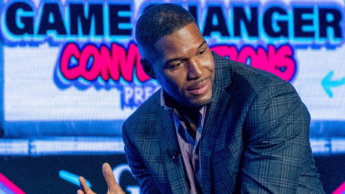 Michael Strahan Solved ‘Mystery Woman” NYC Encounter